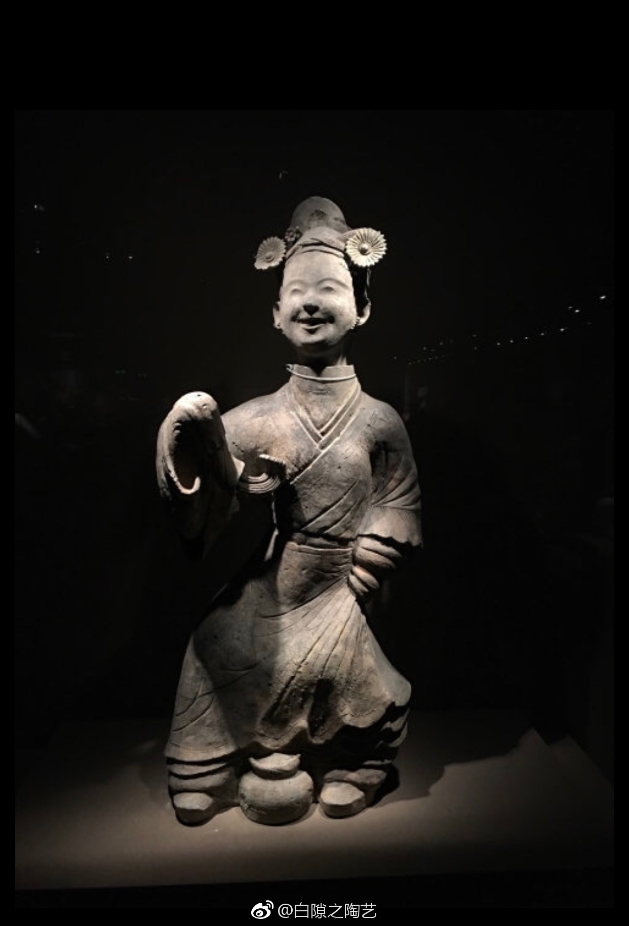 77518国际博物馆日走进欣赏东汉陶俑这些陶俑塑造手法简洁