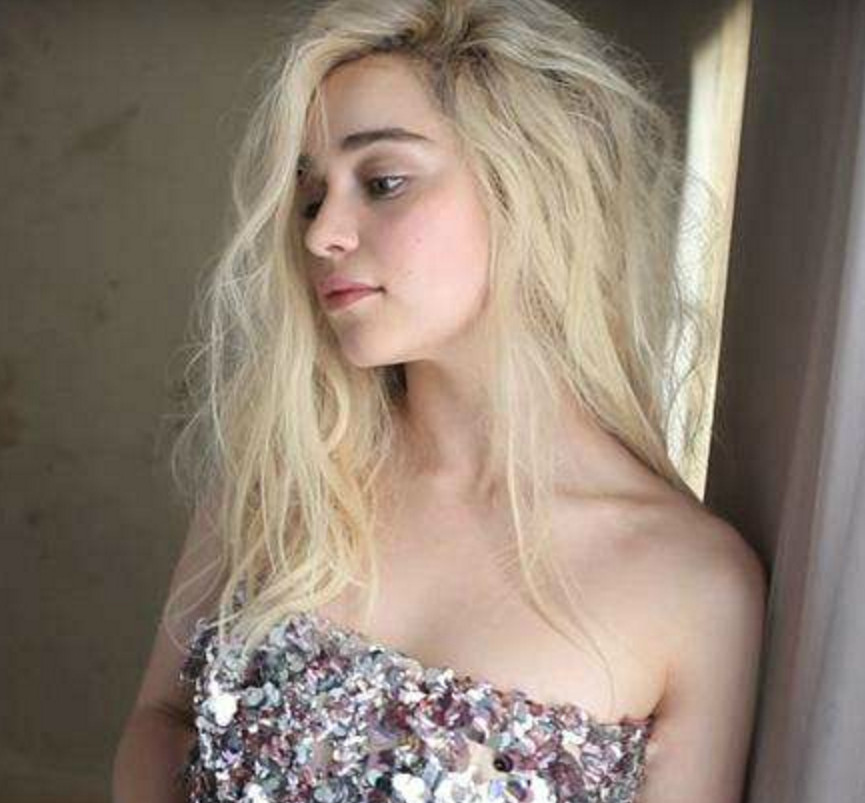 艾米莉亚,克拉克写真图集,请收藏加关注