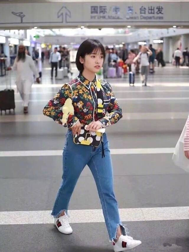 沈月1米6的身高却被说像1米4小s1米58的像1米78娱乐圈身高真是谜