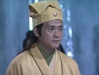 除了这些电视剧之外,魏骏杰和滕丽名的那段恋情也被众人所知,导致他