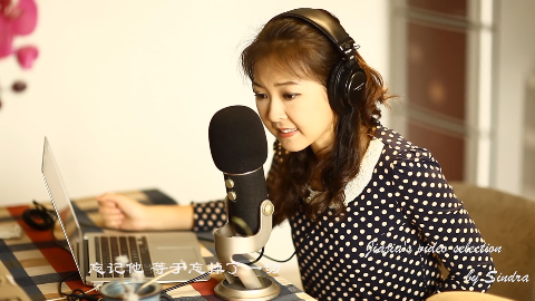 罕见!邓丽君翻唱迈克尔杰克逊摇滚经典,真是低