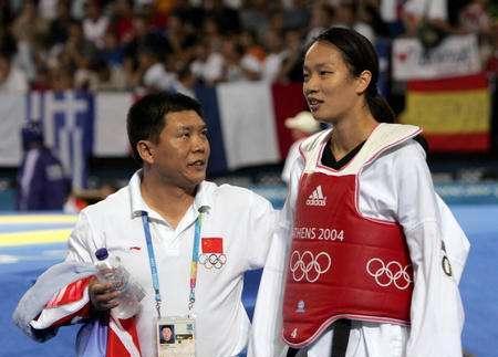 跆拳道教练任女足领队 中国足球最后的遮羞布