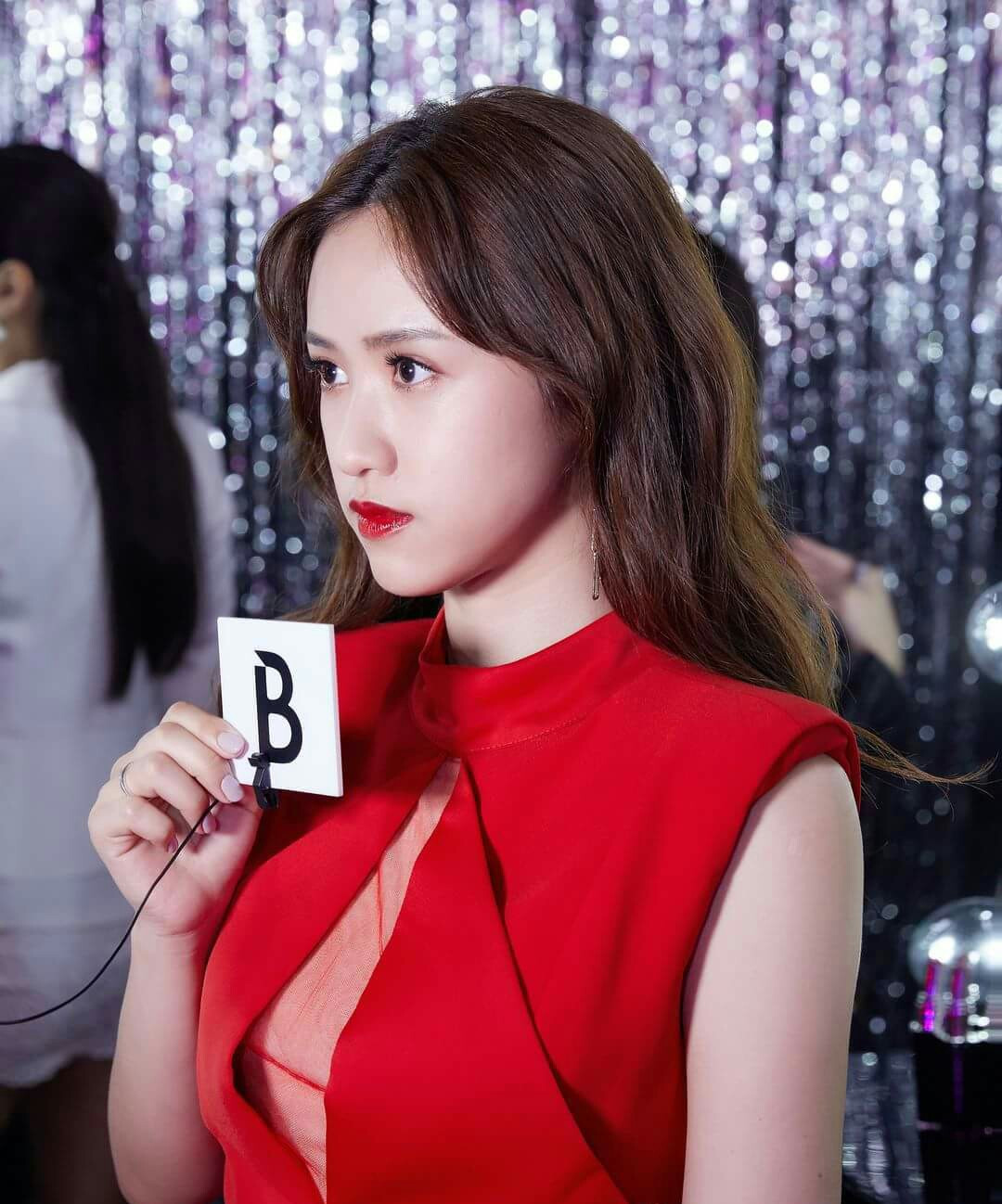 吴宗宪的儿子不争气,大女儿却长相甜美,内外兼修!