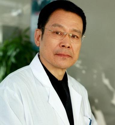 廖丙炎在剧中佟国维的扮演者就是廖丙炎