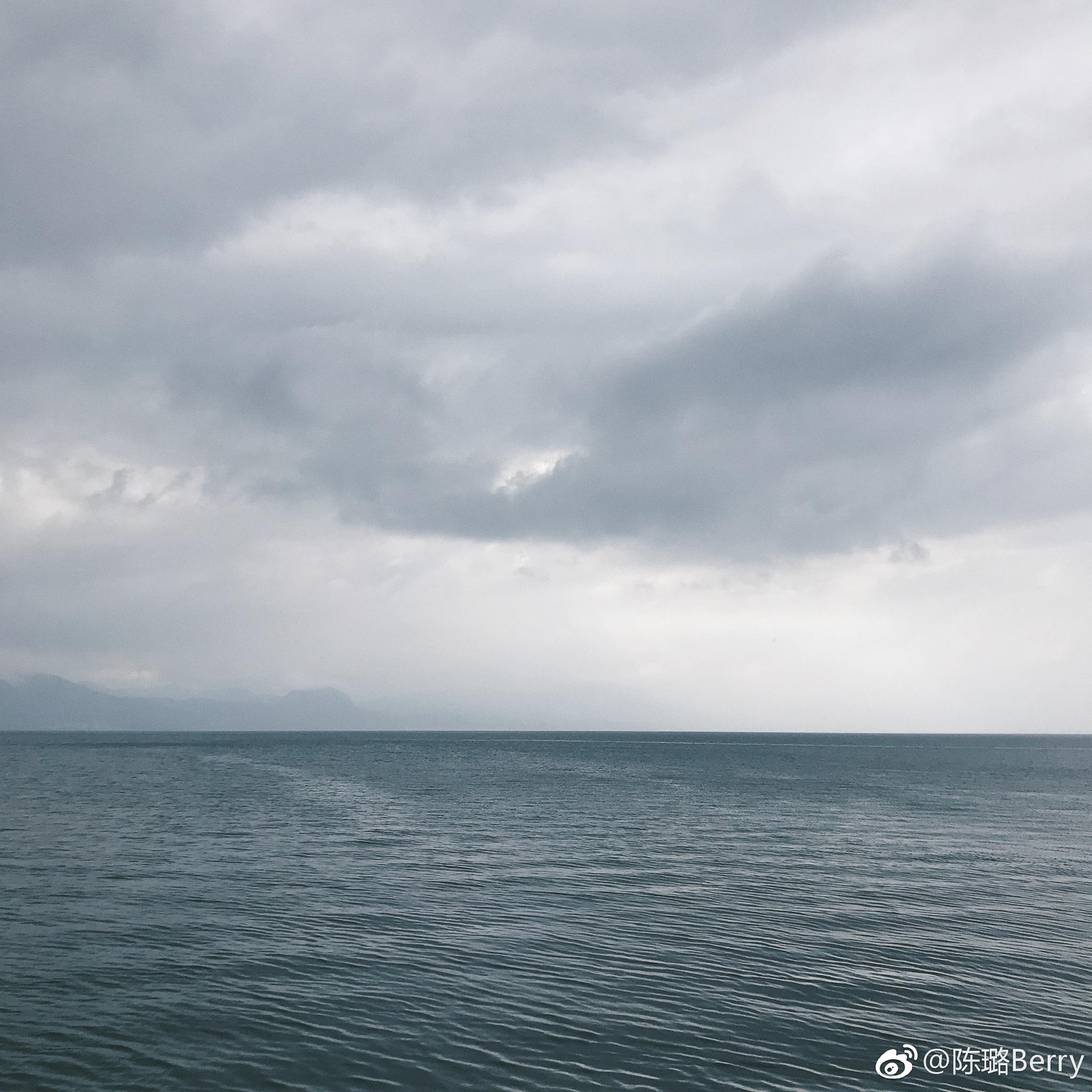 berry on the way | 阴天自己逐渐达到预期慢慢接受一切的不完美|阴天