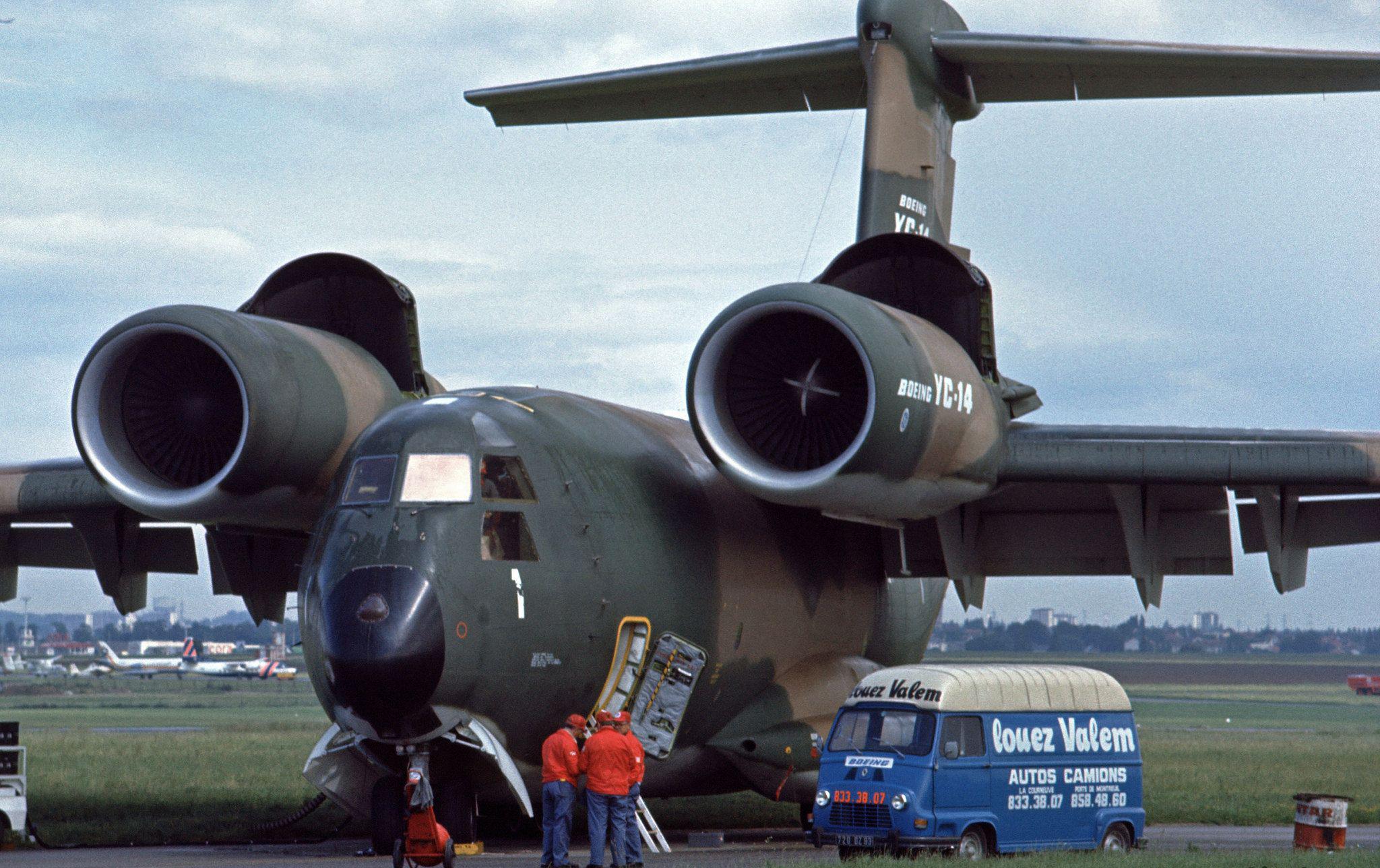 亮相巴黎航展的波音yc-14运输机 技术先进依然没有淘汰c-130