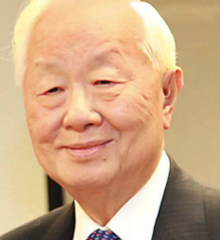 张忠谋,1931年出生于浙江宁波,毕业于麻省理工学院的他目前是台积电
