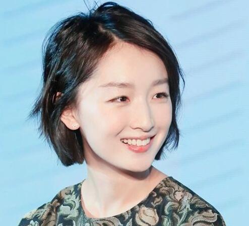 周冬雨晒刘若英的丑照 刘导要曝光她在戏中的特别画面 冬雨求放过