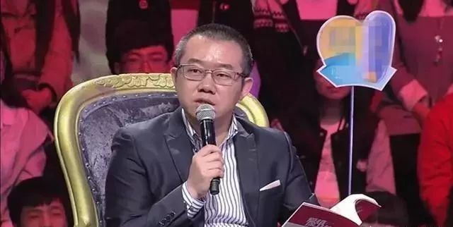 每期的节目里,涂磊老师几乎都是最后压轴点评的关键性人物,从每段感情