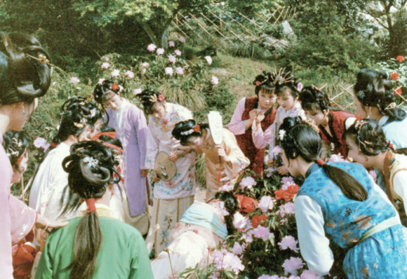 87版红楼梦最美的四幅场景,图二,林黛玉大秀书法|林黛玉|书法|贾府_新