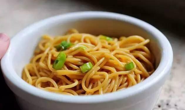 因味爱美食之葱油面