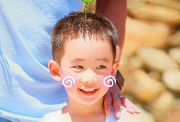 终于知道为什么小小春jasper这么可爱了