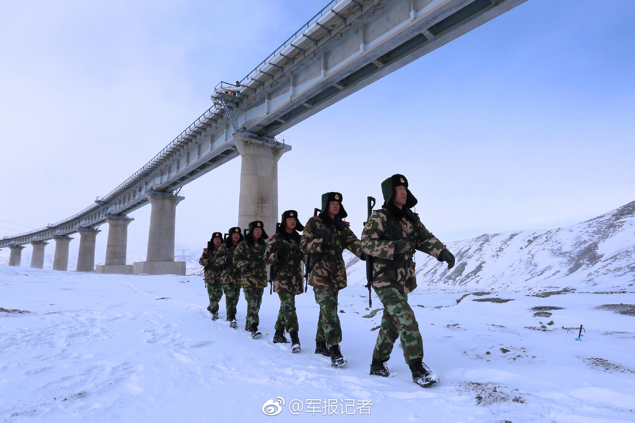 致敬!镌刻在昆仑山巅的忠诚"坐标"