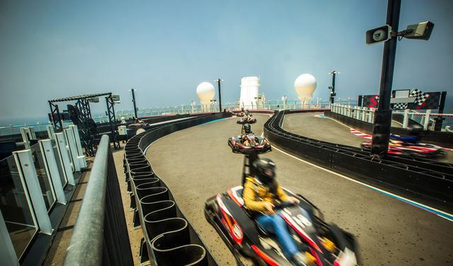 上海豪华邮轮遇台风7千人海上漂5天,邮轮保险