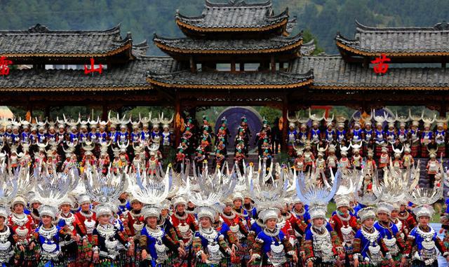 QQ火车接龙怎么玩 火车接龙怎么玩