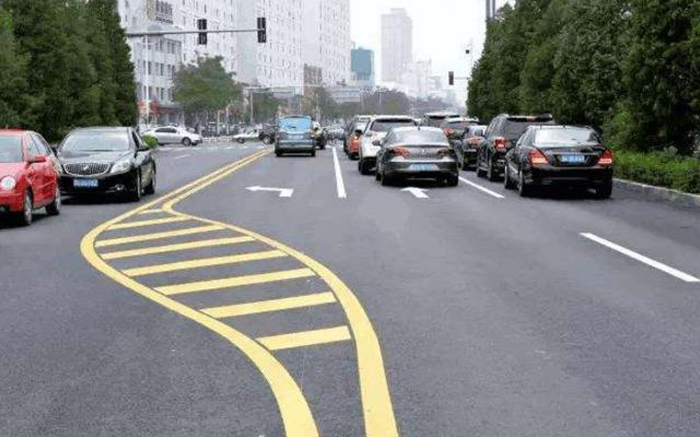 双黄线和单黄线有什么区别?很多车主都傻傻分不清