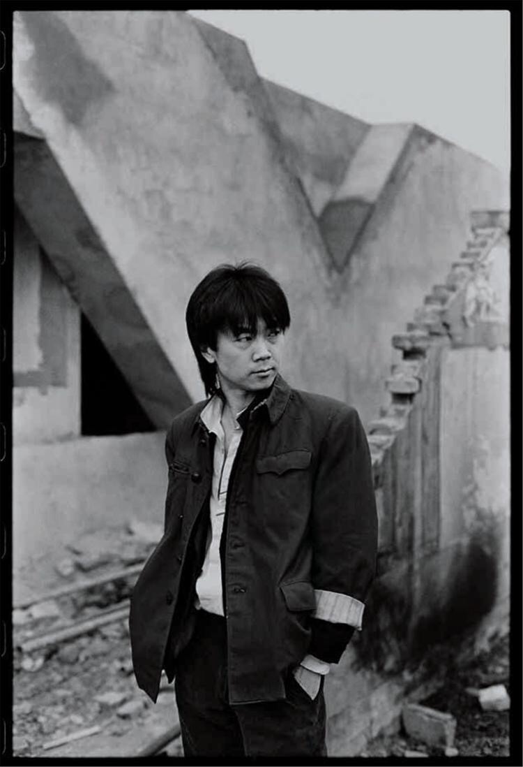 "在这些既漫长而又匆忙的日子里|我们这一代|肖全|限量_新浪新闻