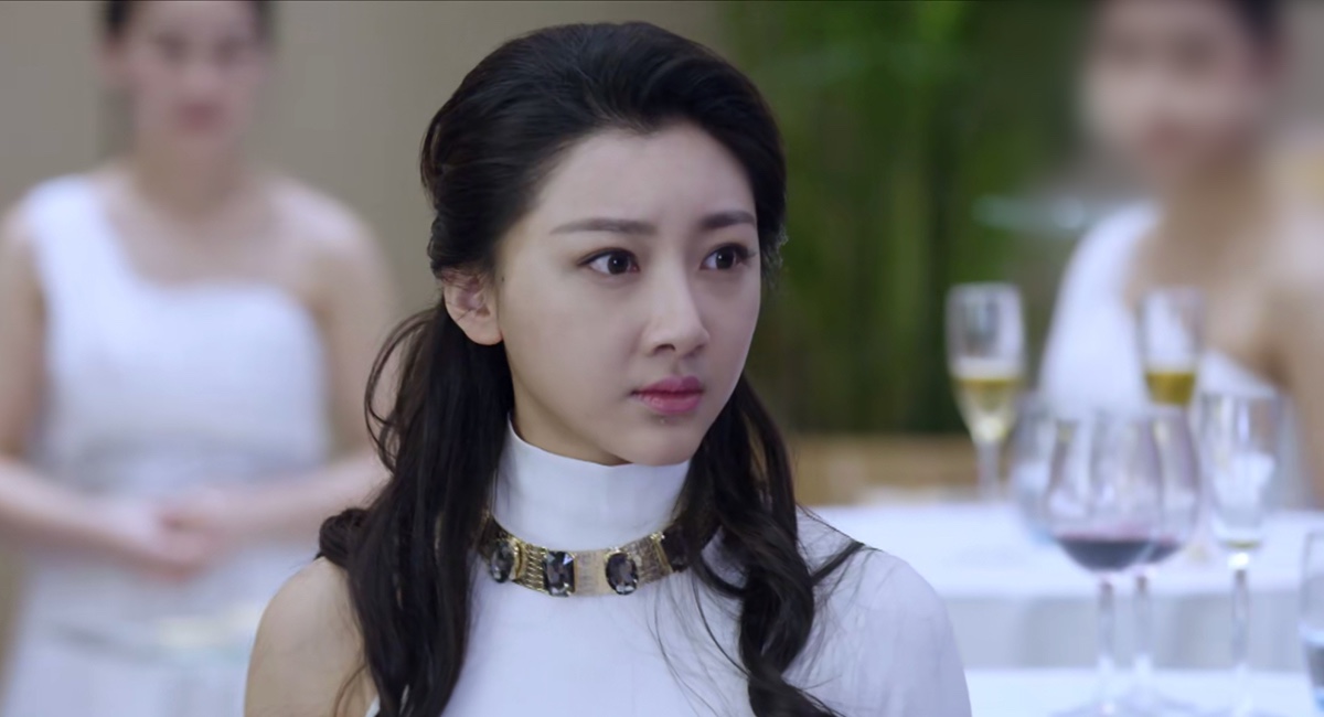 吴茉彤线上线下双霸屏 与韩雪成情敌大斗"宫心计"