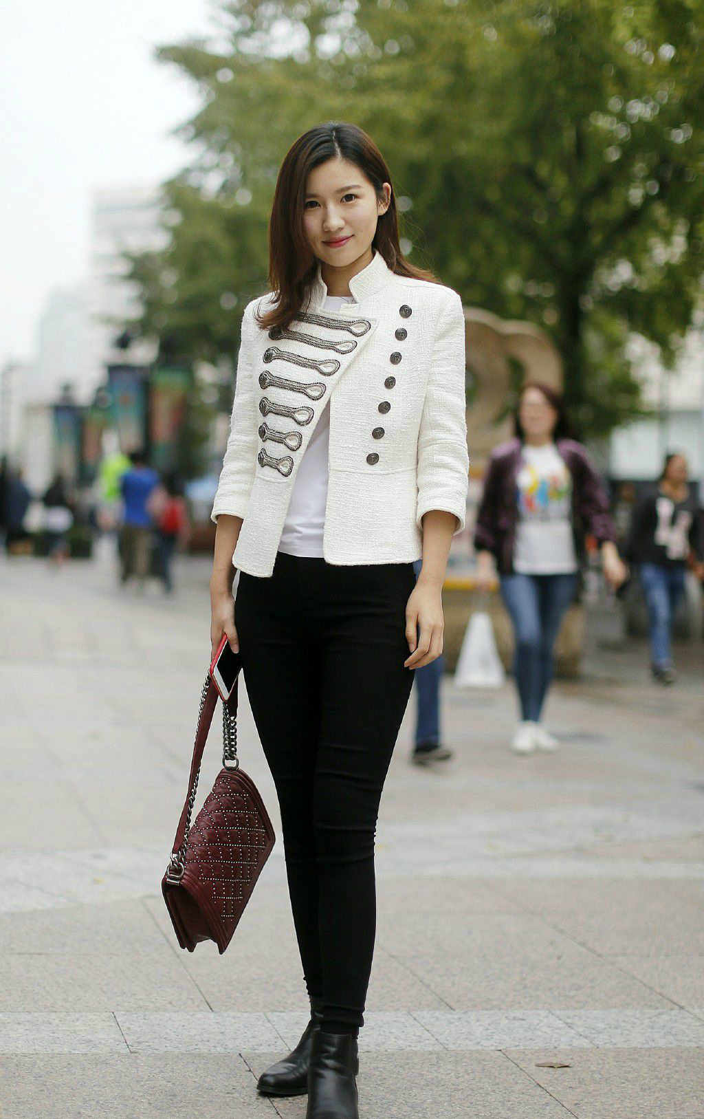 金慧智穿透视装秀迷人事业线清纯容貌火辣身材展现独特美|事业线|透视