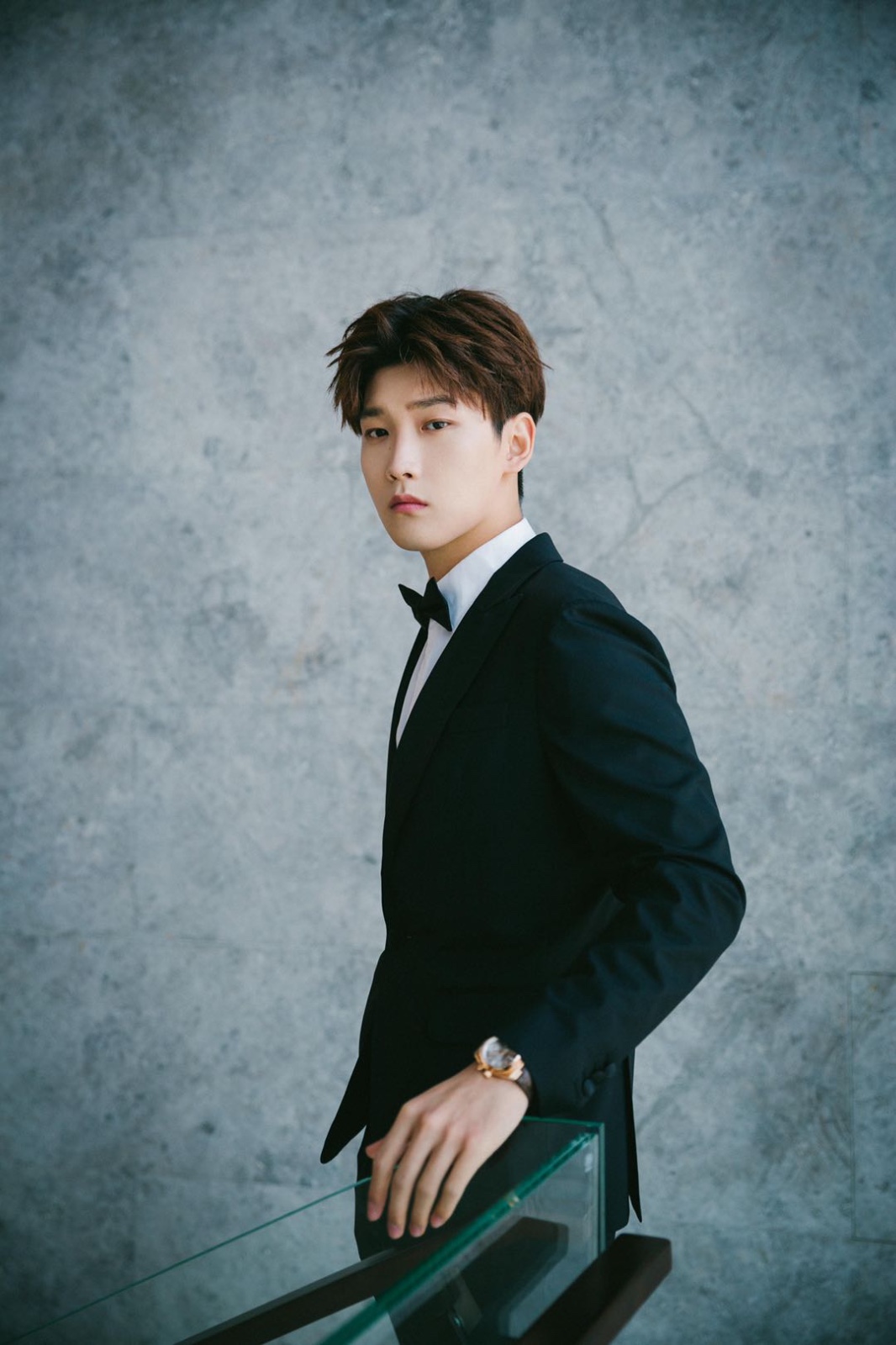 邢昭林双世宠妃2开播首日破亿发布会变大型宠粉现场