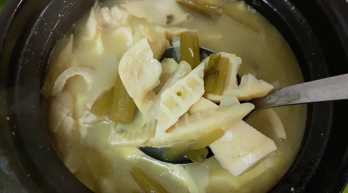 梅州大埔吃苦笋煲