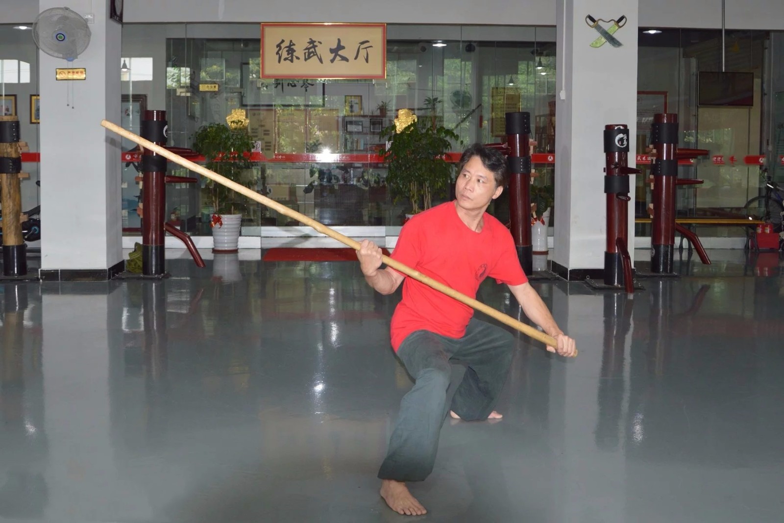 咏春六点半棍为什么不能打东莞咏春梁康撰写