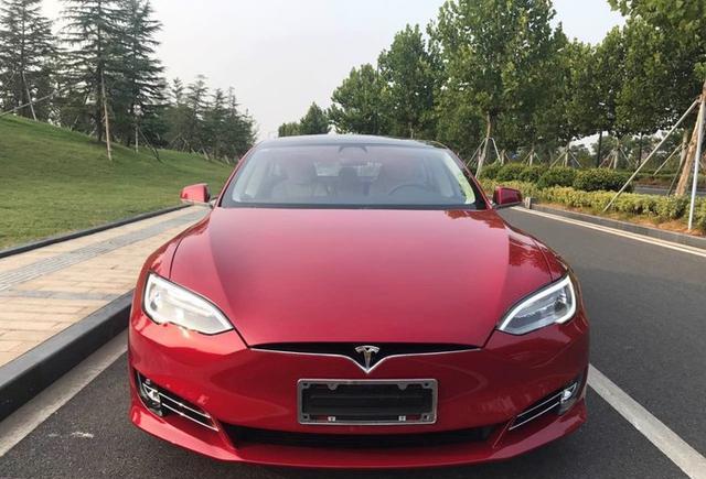 爱上独特推背感 入手特斯拉model s