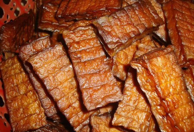 邵阳各县特产美食你们吃过吗我最喜欢猪血丸子和麻辣香干了