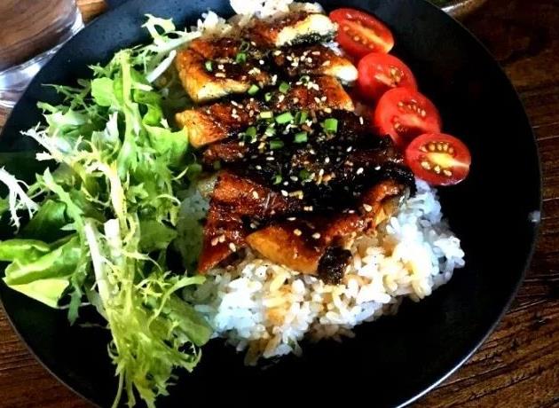 创意开放厨房,带你一餐吃遍世界美食