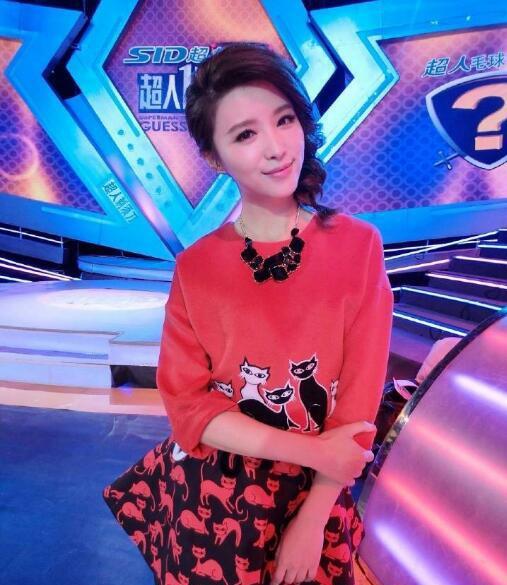 名字四个字,因做主持人出名,演戏又红收获爱情|张杨果而|旅游|主持人