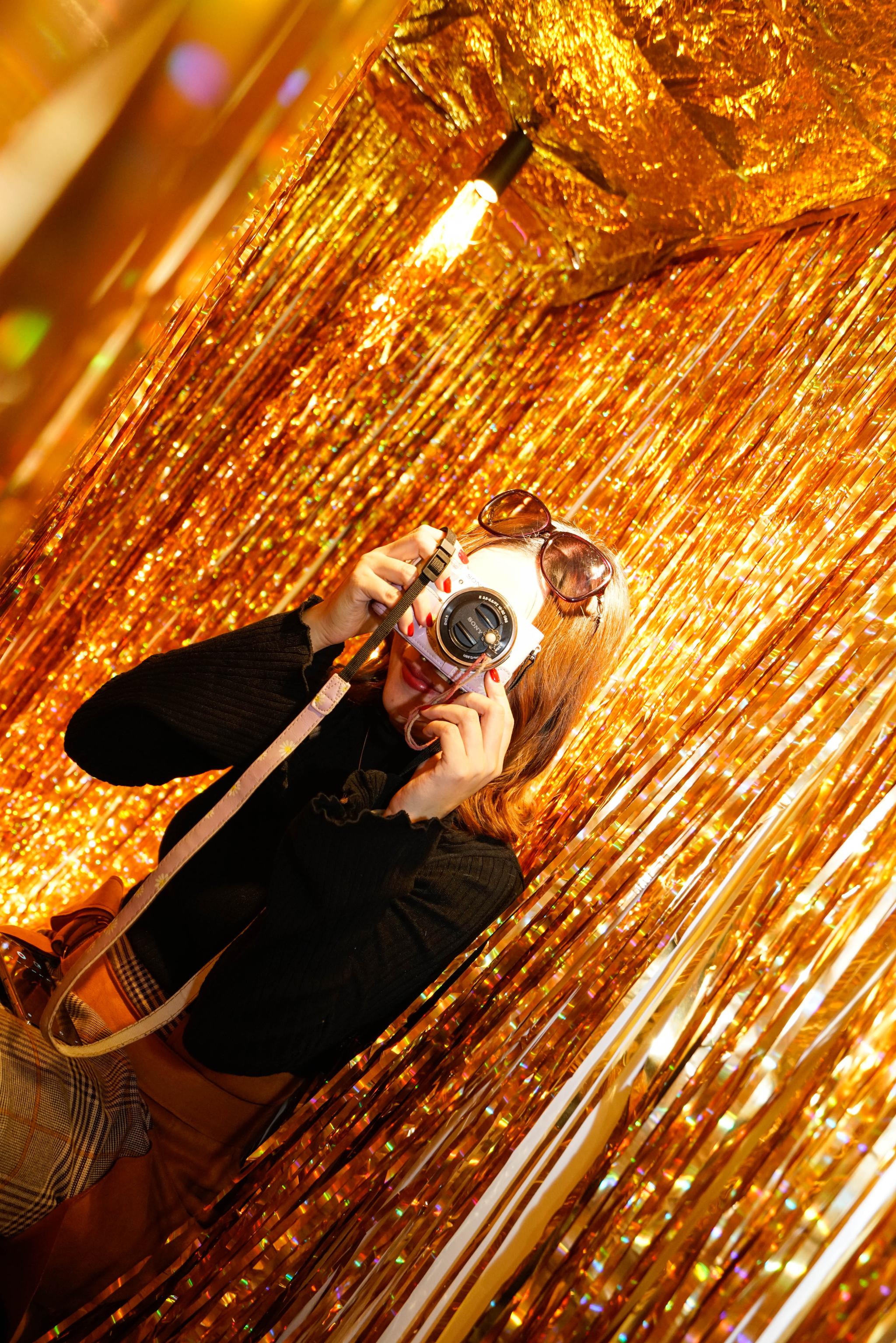 沙坡尾西区又多一个网红拍照打卡地标,就连外国美女都来此打卡