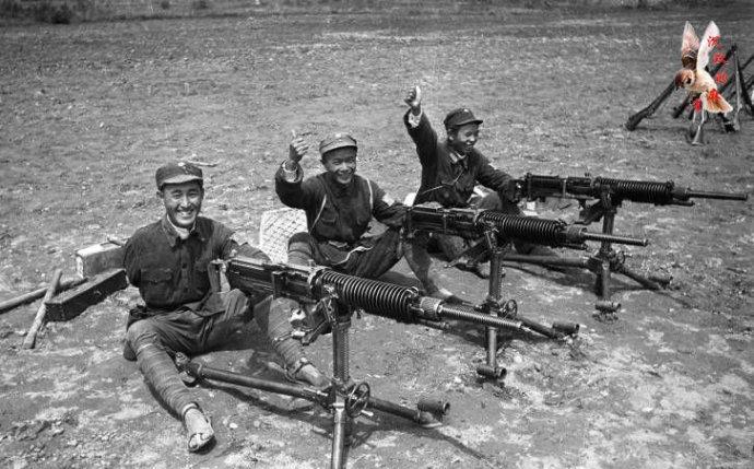 哈里森福尔曼镜头下的八路军: 这武器装备也太好了吧