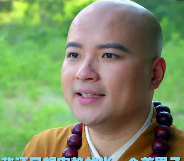 据说三国时期雕像中的张飞没有一根胡子,且面如满月,神态温柔,绝不是