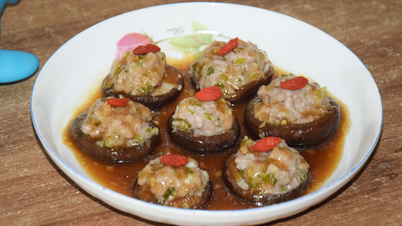 教你在家做香菇酿肉,做法简单,学会做给孩子吃