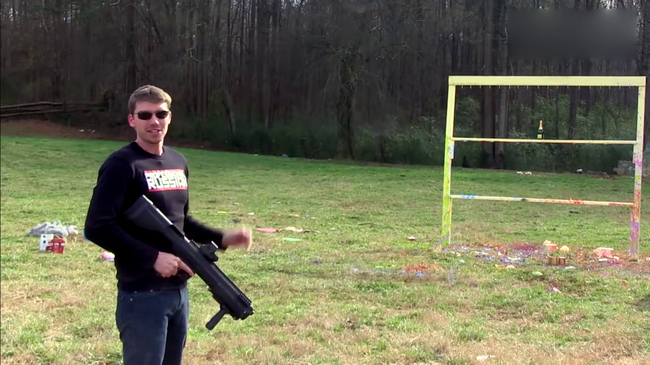 慢镜头实拍agm-12小斗牛式导弹威力 目标物体瞬间摧毁