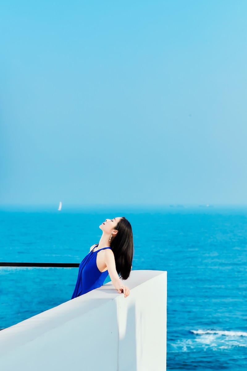 行走的旅拍宝典江一燕文艺清新嗅初夏气息