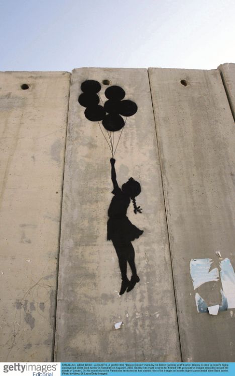 他是全世界最神秘的艺术家,自毁价值104万英镑画作|纽约时报|班克西