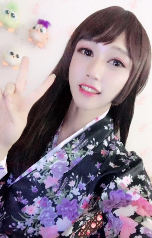 斗鱼竟准备收集"女装大佬" 粥粥酱能否匹敌轩墨宝宝?