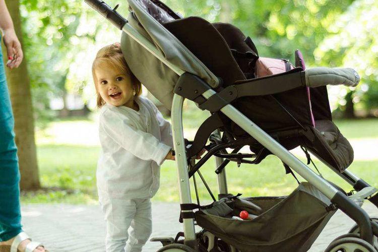 宝宝学走路迟? 别着急, 赶紧来试试这2种方法吧, 超好用!