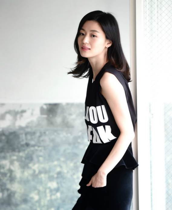 全智贤,花容月貌,这样的她谁看能不爱