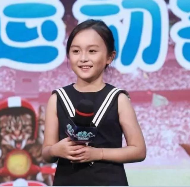 12岁童星为减肥从来不敢吃饱,日跑6000米,瘦成骨架