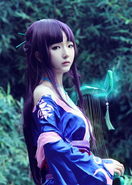 超脱凡尘的仙剑柳梦璃cos秀,不谈长相,装扮还是挺有仙气的