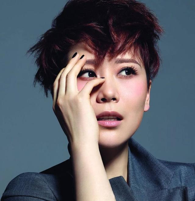 蒋雯丽饰刘虹庞建华的妻子不知道这样强大的阵容能不能超越第一部的