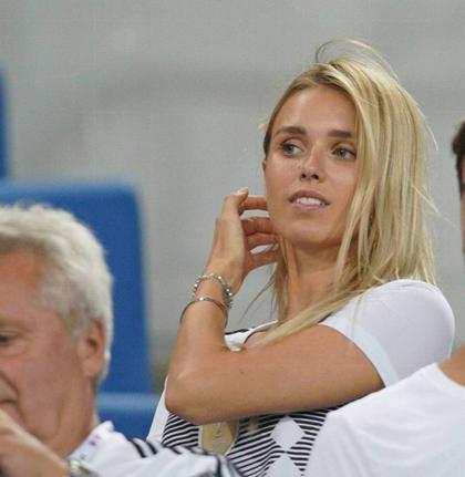 罗伊斯女友颜值逆天 金特尔女友芳华绝代