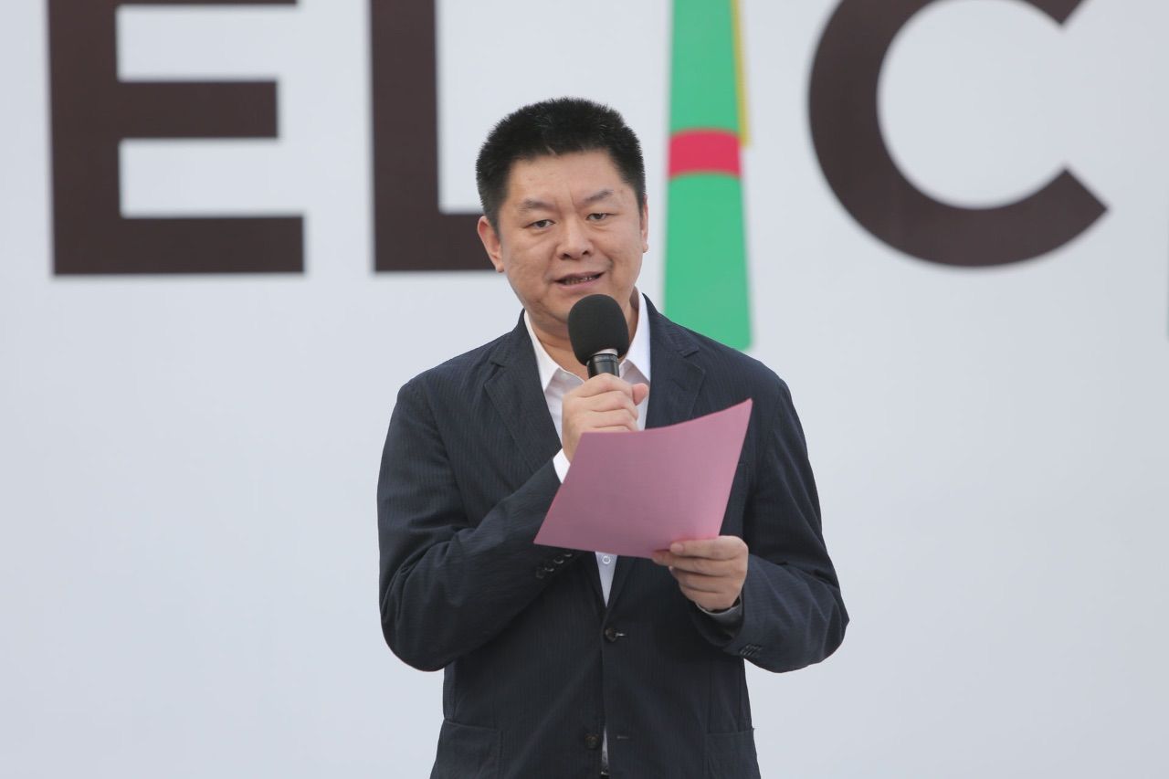 宣传部长刘军胜,北京电子控股有限责任公司总经理张劲松,北京正东电子