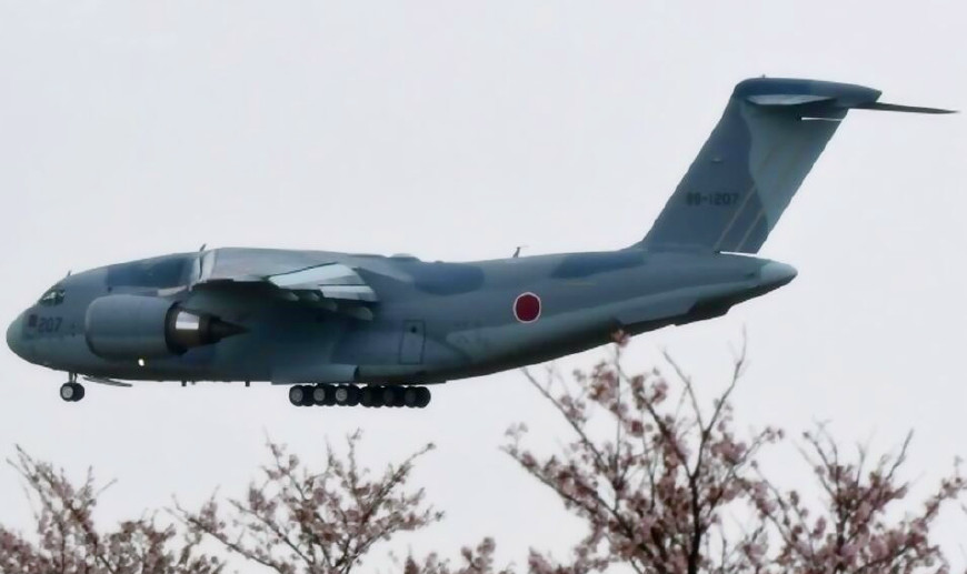 日媒更是大肆吹嘘日本已经成为世界上第四个掌握大型军用运输机的国家