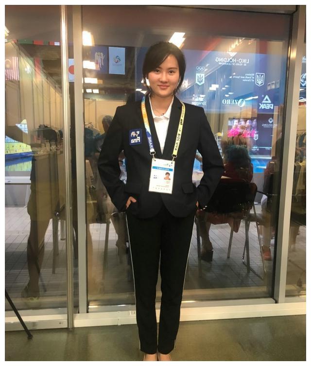 跳水女皇陈若琳,退役后成女神,生活惬意工作仍与跳水有关!