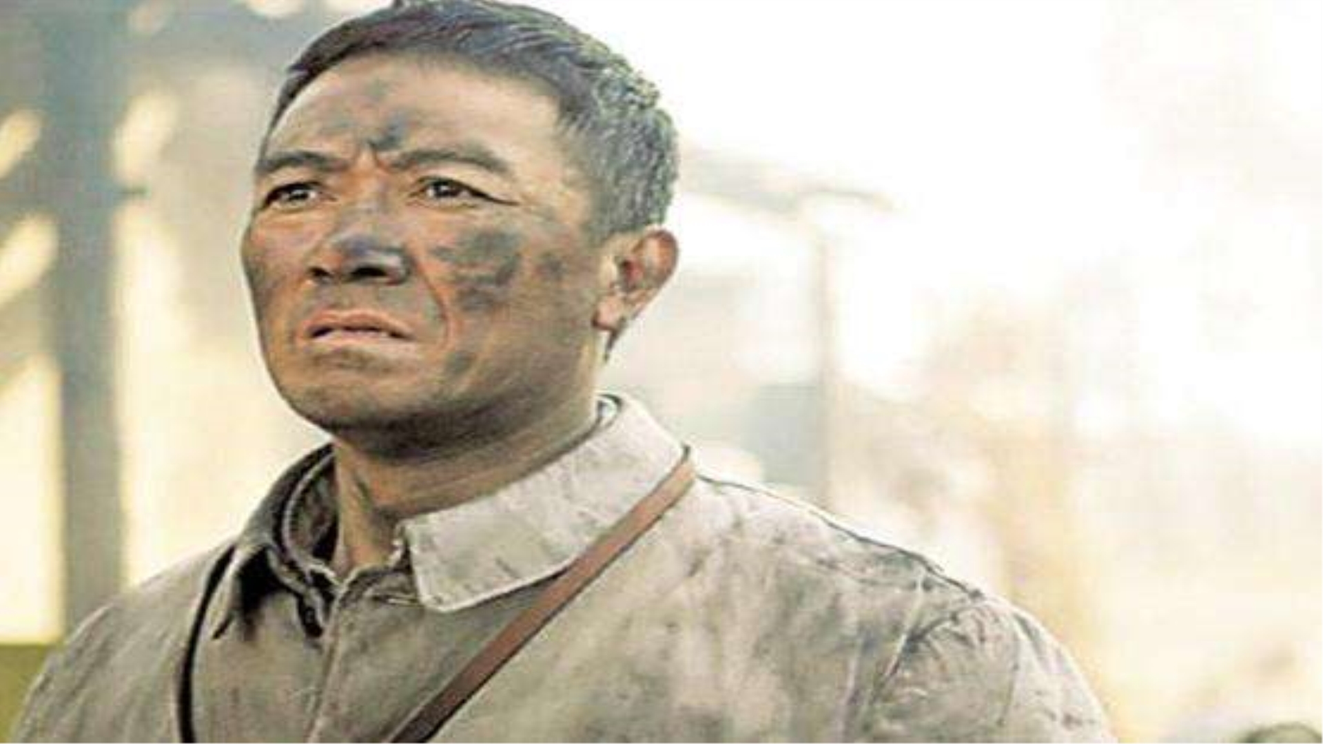 李云龙伏击日军,发现日军的一个小细节,立即下令全军撤退