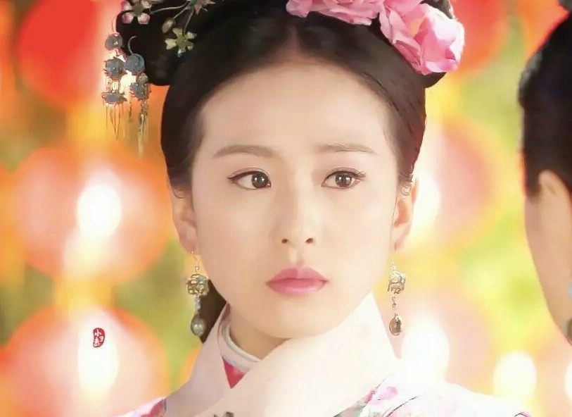 范冰冰,长相性感妖娆,五官更是端正没得挑,搭配上古装,是不是美的不要