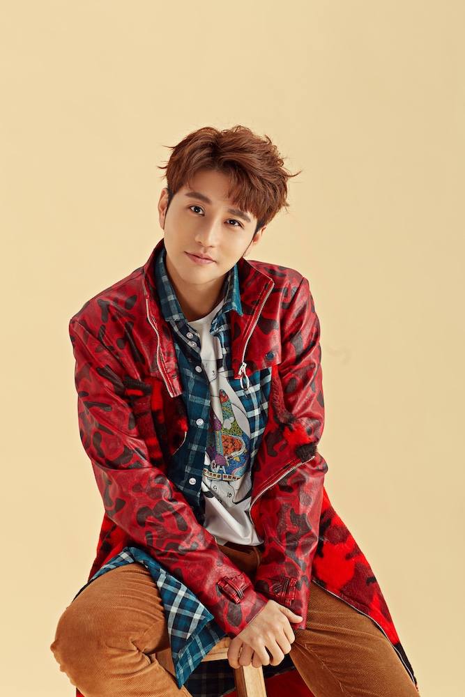 蔡俊涛公益写真大片曝光 笑容治愈暖男力十足